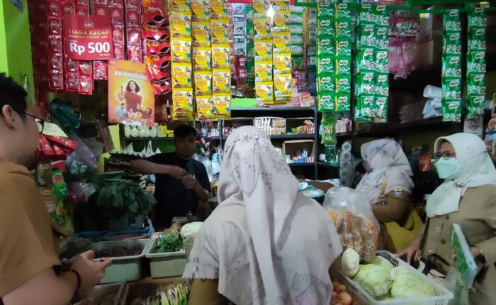 APPSI Pasar Gunung Sari Bersama Dinas Ketahanan Pangan Cirebon Jaga Pangan dari Kontaminasi Bahan Beracun