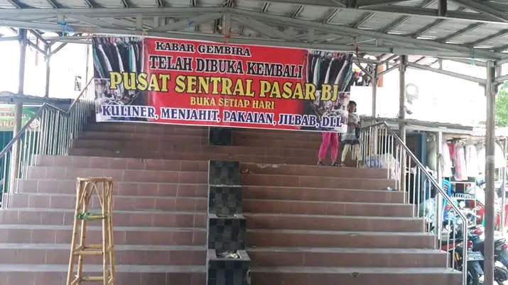 pasar central BJ Oki Kayuagung